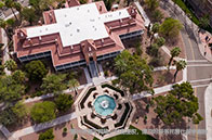 華威大學教育專業費用多少？