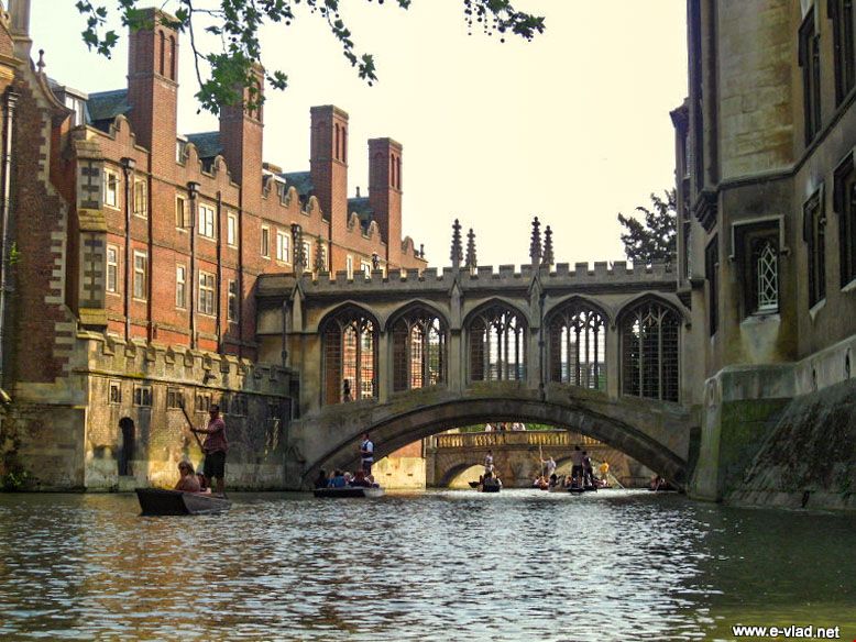 在劍橋大學(xué)讀書(shū)一年花多少錢(qián).jpg 在劍橋大學(xué)讀書(shū)一年花多少錢(qián).jpg