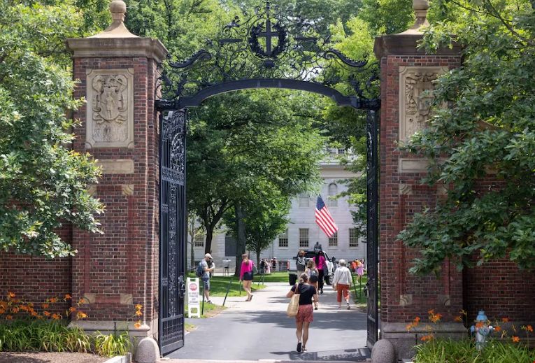 哈佛大學不再對公共問題發表立場聲明.png 哈佛大學不再對公共問題發表立場聲明.png