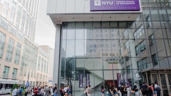 紐約大學坦登工程學院研究生.jpg 紐約大學坦登工程學院研究生.jpg